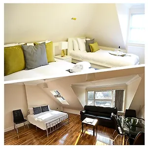  Homestay Rc Airport United Kingdom